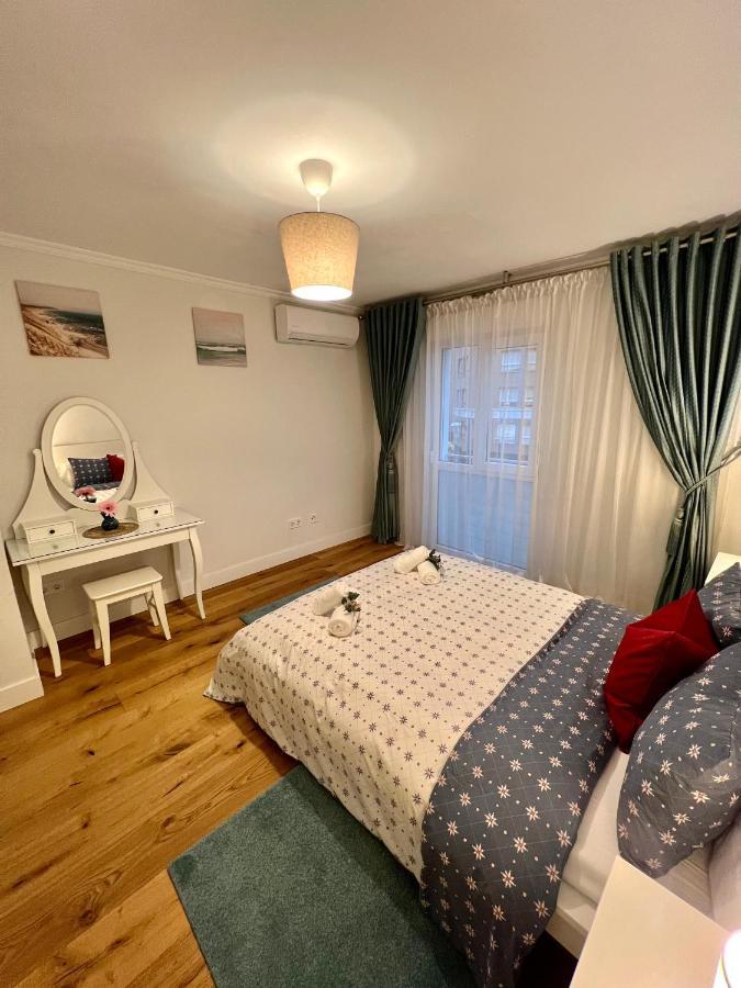 Apartamentos Prestige Suites Malaga III Esterno foto